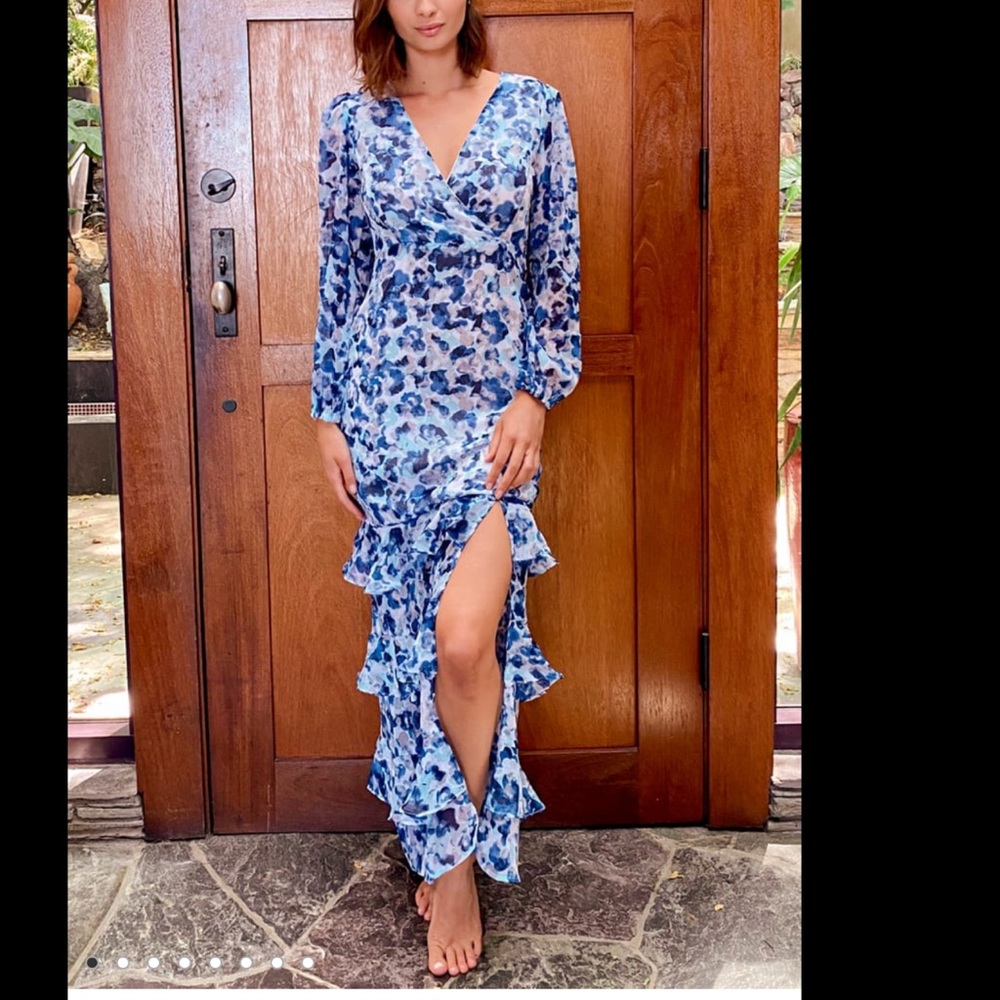 Vici collection long sleeve maxi dress